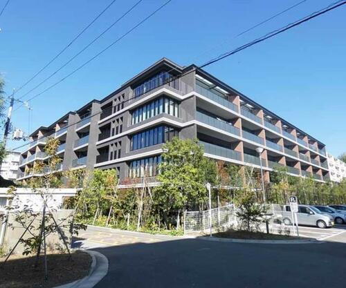 京都府京都市伏見区桃山町泰長老 5階建