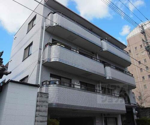 京都府京都市下京区柿本町 4階建