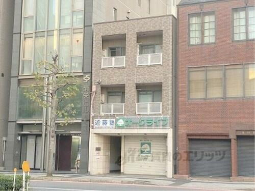 京都府京都市中京区烏丸通二条下る秋野々町 築28年5ヶ月 3階建