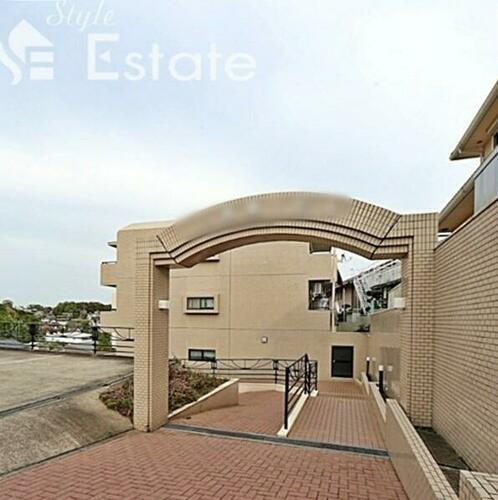 愛知県名古屋市天白区表山２丁目 賃貸マンション