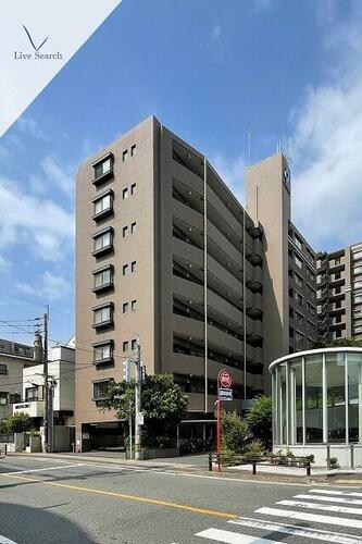 ダイナコートエスタディオ桜坂 8階建