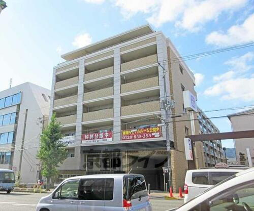 ヴェリテ・ラウロ山科音羽川 7階建