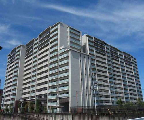 京都桂川つむぎの街グランスクエア 15階建
