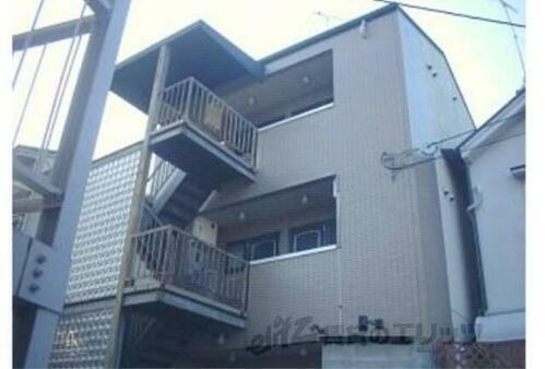 京都府京都市山科区川田御出町 3階建 築36年10ヶ月