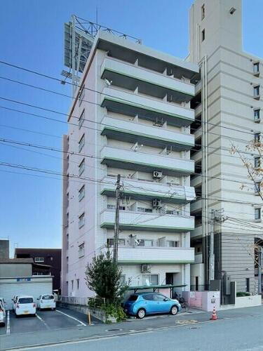 福岡県福岡市博多区築港本町 8階建 築37年5ヶ月