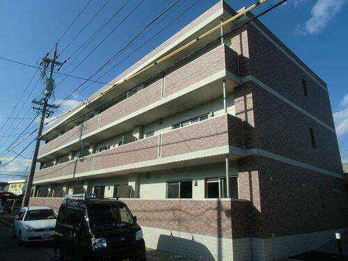 愛知県名古屋市西区比良３丁目 3階建 築9年6ヶ月