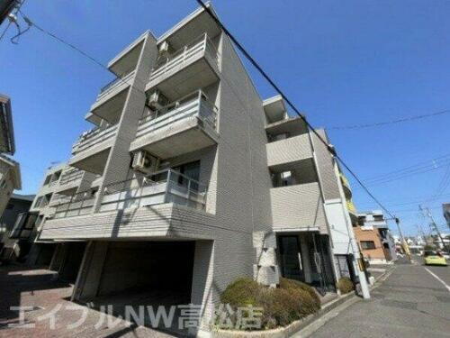 香川県高松市宮脇町２丁目 賃貸マンション