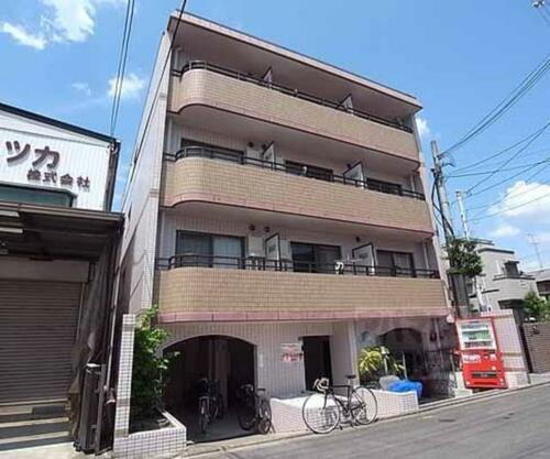 フレーヴァー深草 4階建