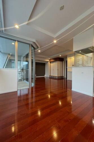 福岡県福岡市中央区大濠２丁目 賃貸マンション