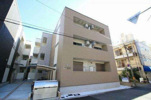 大阪府大阪市東淀川区豊里６丁目 築9年4ヶ月 3階建