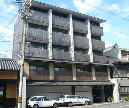 グランド・ジャルダン 5階建