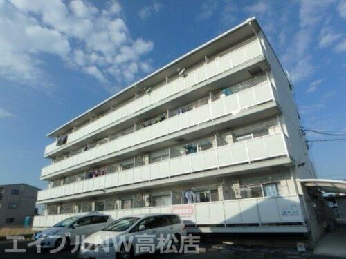 香川県高松市春日町 賃貸マンション