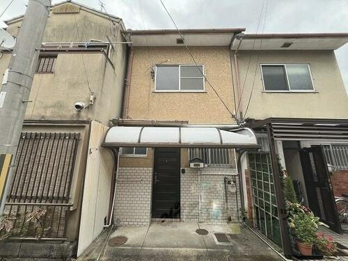 京都府京都市山科区北花山市田町 2階建