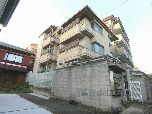 京都府京都市北区北野東紅梅町 築41年10ヶ月 3階建