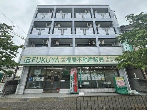 ピーターラビット壱番館 4階建