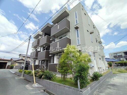 オアシス牛川Ⅱ 3階建