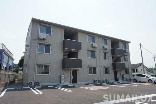 熊本県熊本市東区新南部２丁目 3階建
