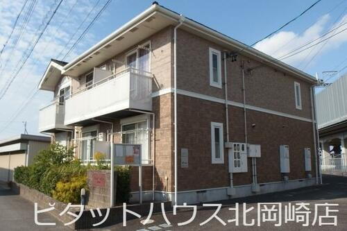 ウッドイン３番館 2階建