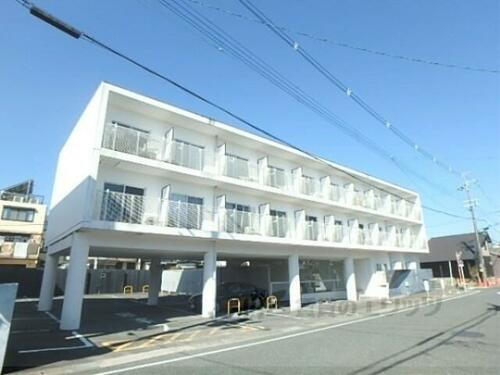 京都府長岡京市長岡３丁目 築35年12ヶ月 3階建