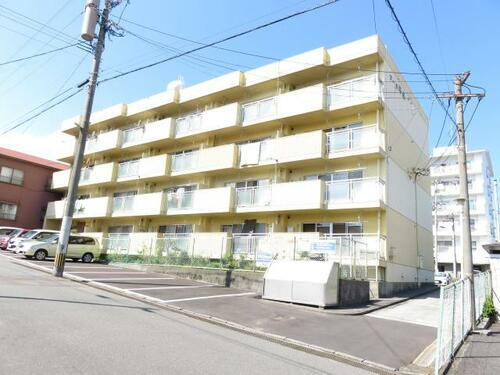 コーポ坪根 4階建