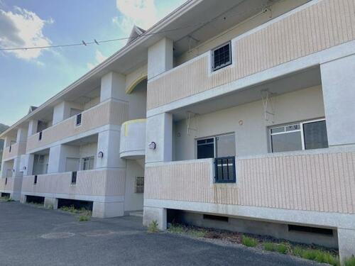 栃木県日光市平ケ崎 3階建