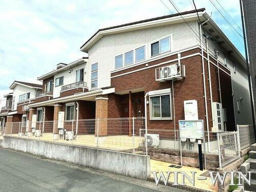 コンフォートつつじが丘　Ｂ 2階建