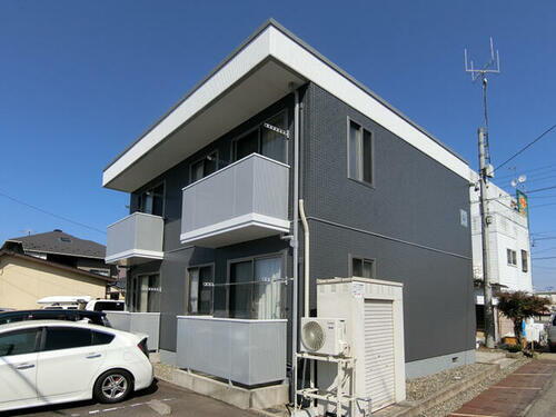 メゾン優愛 2階建