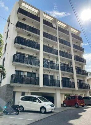 プリュネル繁多川 6階建