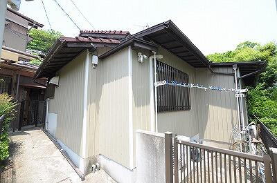新高田・岡田アパートＡ棟 平屋建て