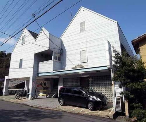 カステロレヴィーＰＡＲＴⅡ 3階建