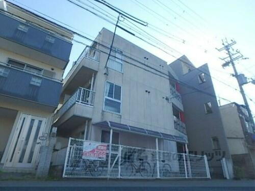 ザ・シティ勧修寺 3階建
