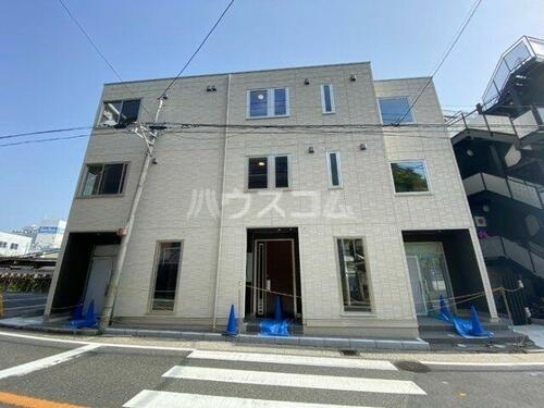 神奈川県逗子市山の根１丁目 3階建 築4年11ヶ月