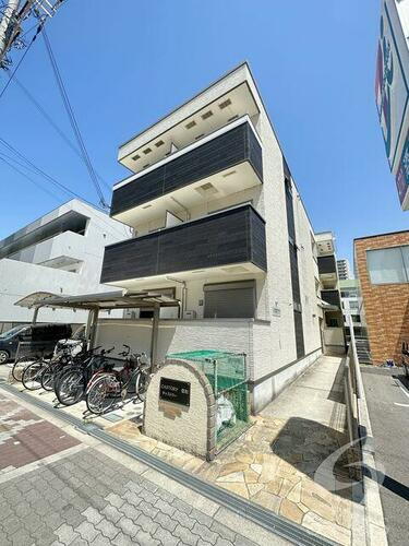 ＣＡＳＴＯＲＹ　信和 3階建