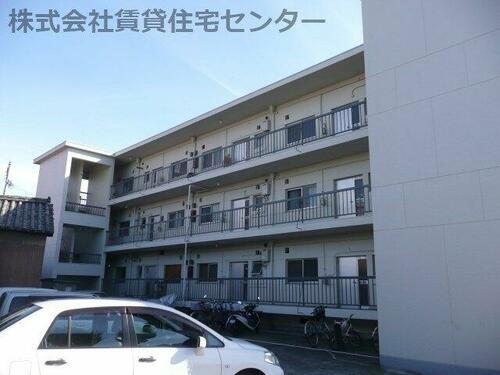 鳴戸プラスチックマンション 3階建