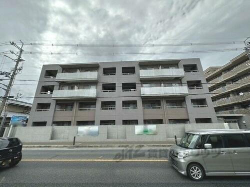 京都府宇治市伊勢田町大谷 築24年11ヶ月 4階建