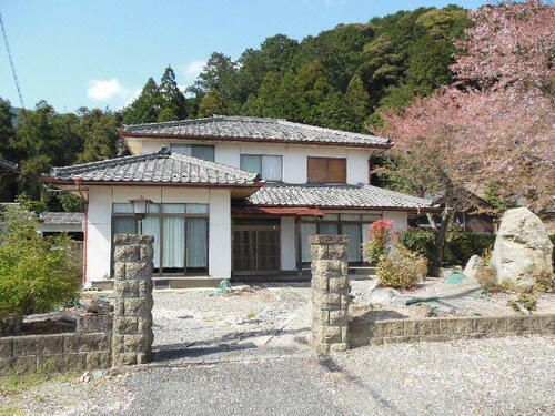 岸田邸　貸家