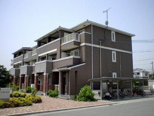 兵庫県たつの市龍野町富永 3階建 築21年5ヶ月