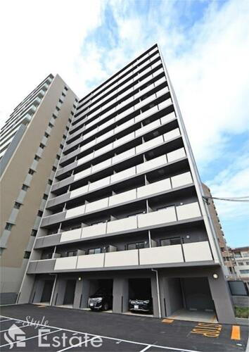 愛知県名古屋市千種区古出来３丁目 14階建 築3年9ヶ月