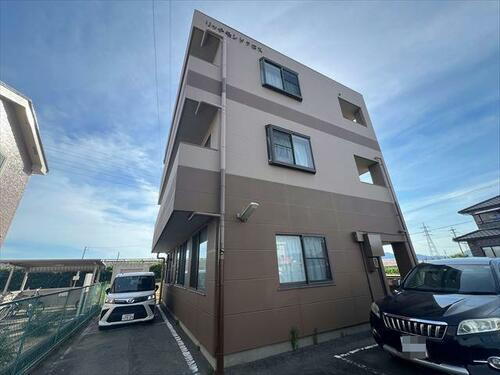 愛知県豊川市西口町２丁目 3階建 築23年9ヶ月