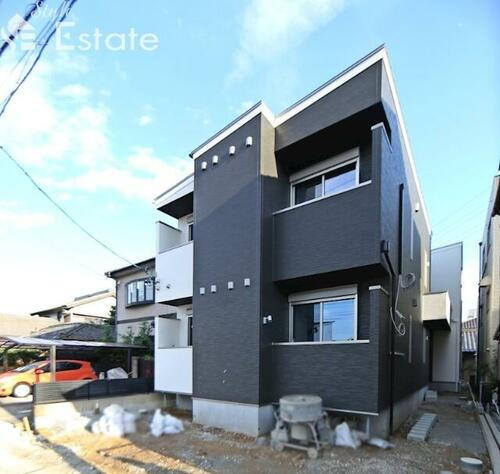 愛知県名古屋市守山区新城 3階建 築2年10ヶ月