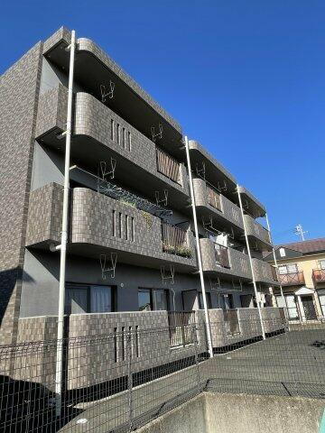 三重県伊勢市粟野町 賃貸マンション