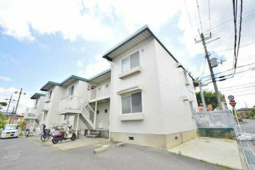 シャトードイワネ１９号館 2階建