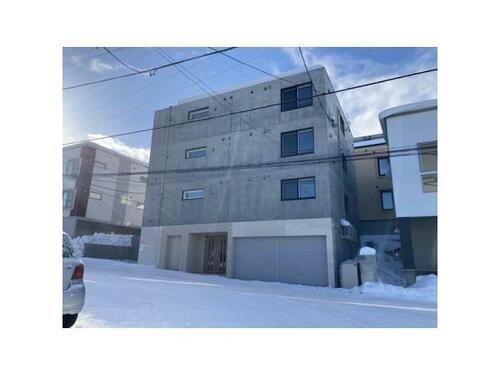 ティアラ南郷 4階建
