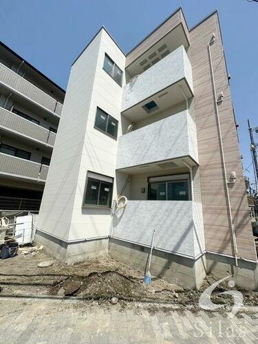 大阪府大阪市東淀川区柴島２丁目 3階建