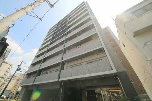 大阪府大阪市北区本庄西２丁目 10階建