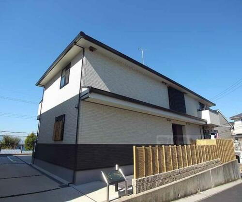 京都府京都市伏見区深草大亀谷万帖敷町 2階建