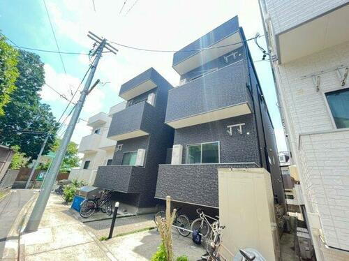 ＦＡＭＩＬＹ　ＳＴＡＧＥ川名Ⅱ 2階建