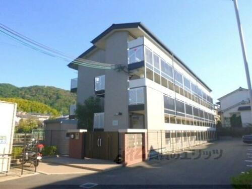 レオパレスＯＫＡＮＩＳＨＩ 3階建