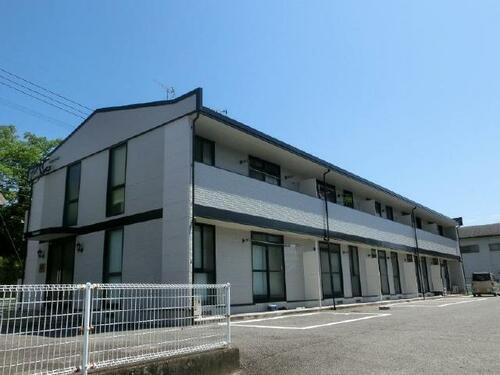 レオパレスハピネス 2階建