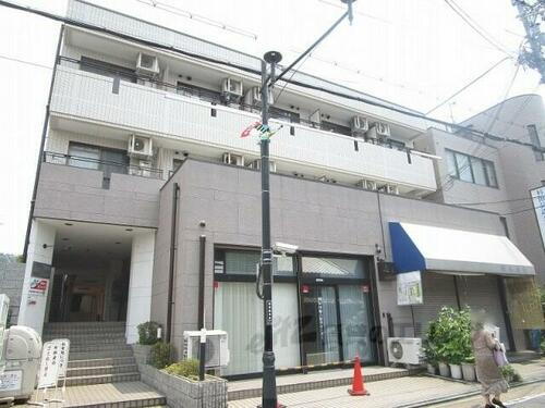 京都府京都市伏見区深草稲荷中之町 3階建